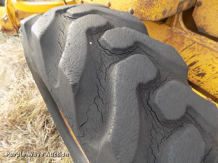 image for item DB9005 Caterpillar 112E rigid frame motor grader