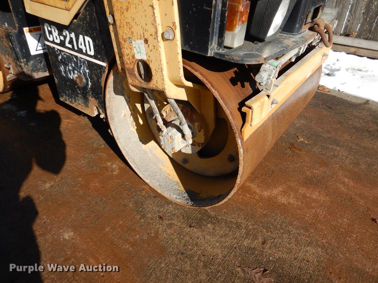 image for item DB9358 2000 Caterpillar CB214D double drum roller