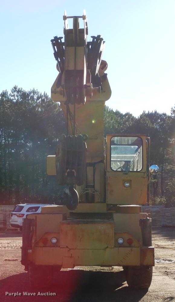 image for item DC0176 1979 Grove RT518 crane