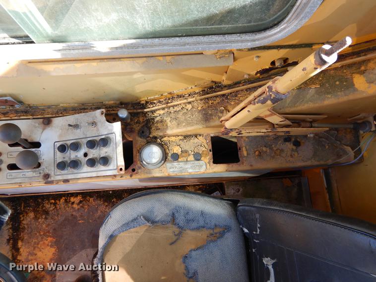 image for item DC0176 1979 Grove RT518 crane