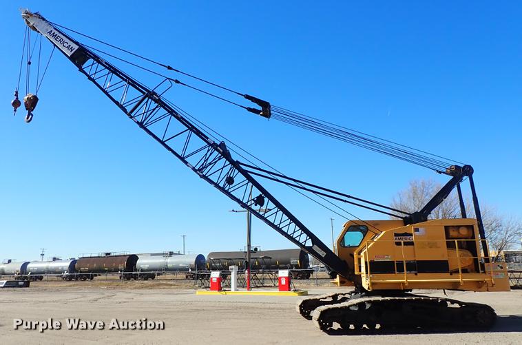 image for item DG2897 1974 American 4260 crane