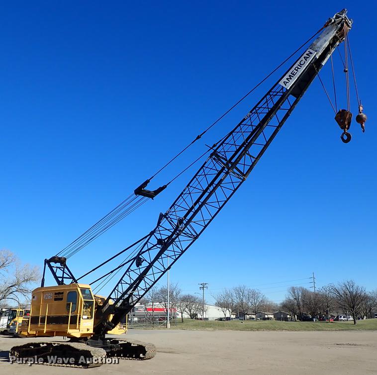 image for item DG2897 1974 American 4260 crane