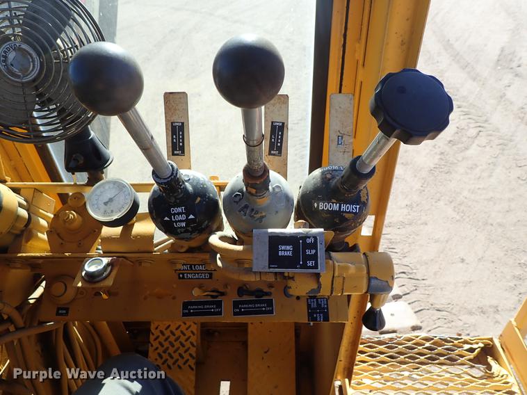 image for item DG2897 1974 American 4260 crane