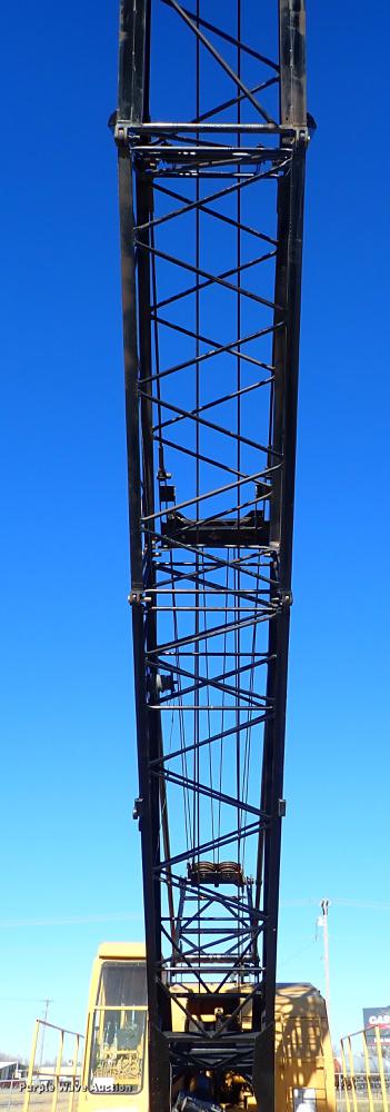 image for item DG2897 1974 American 4260 crane