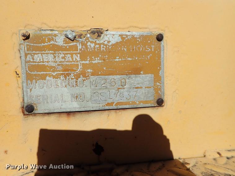 image for item DG2897 1974 American 4260 crane