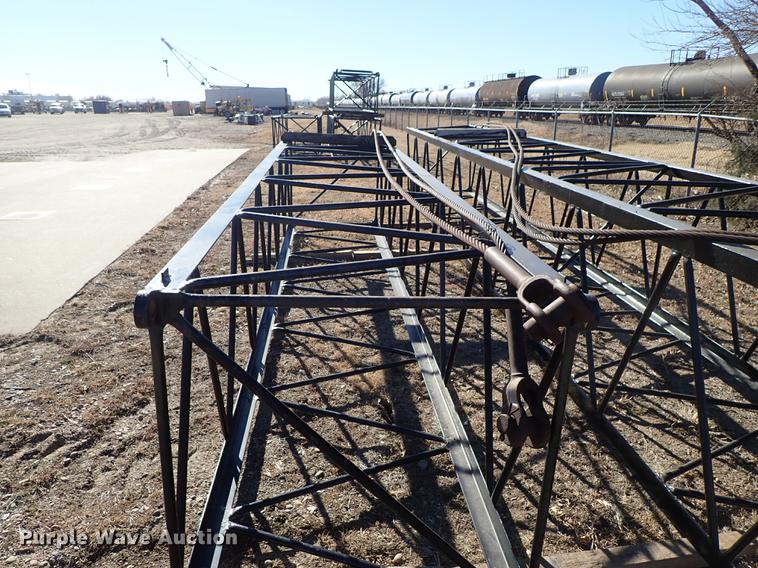 image for item DG2897 1974 American 4260 crane