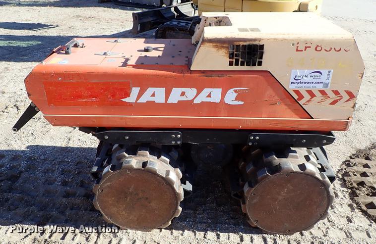 image for item DG2898 2009 Dynapac LP8500 trench compactor