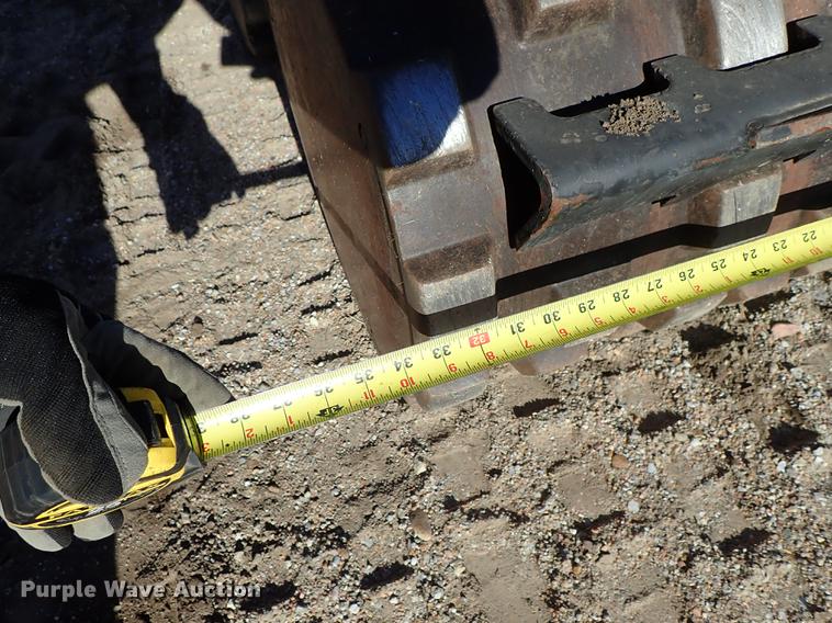 image for item DG2898 2009 Dynapac LP8500 trench compactor