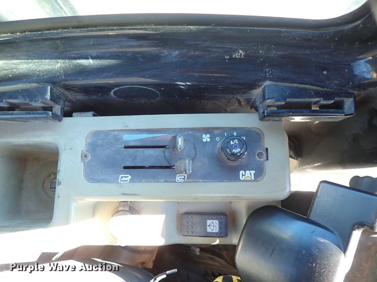 image for item DG2899 2008 Caterpillar 304C CR mini excavator