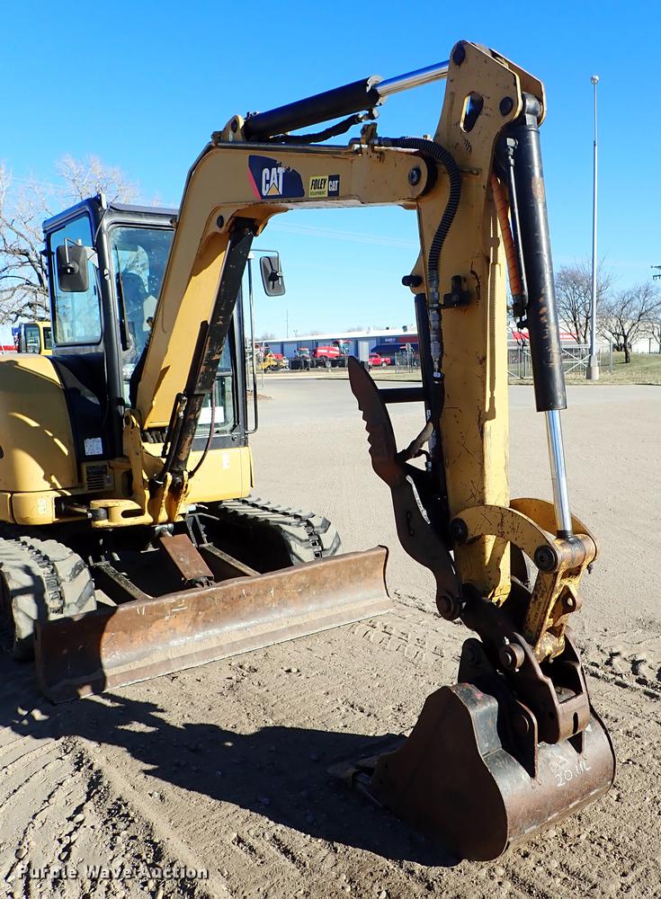 image for item DG2899 2008 Caterpillar 304C CR mini excavator