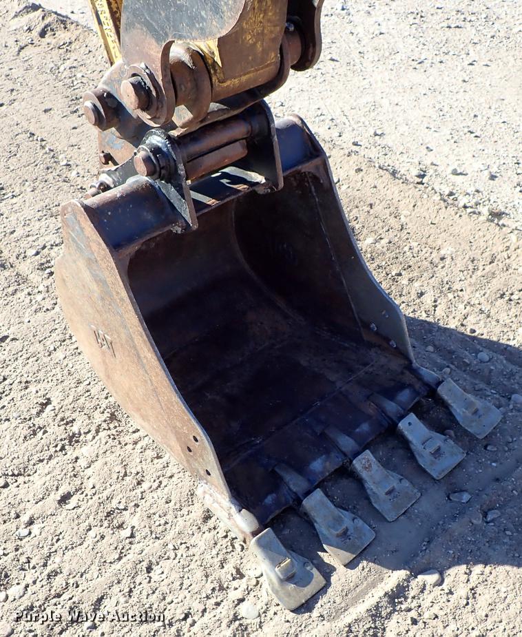 image for item DG2899 2008 Caterpillar 304C CR mini excavator