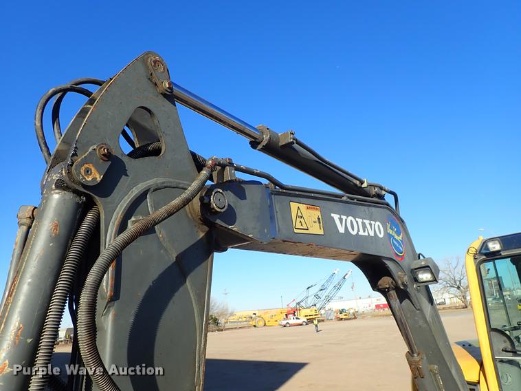 image for item DG2900 2006 Volvo ECR58 mini excavator