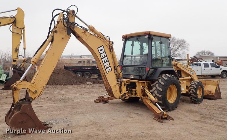 image for item DG2911 1999 John Deere 410E backhoe