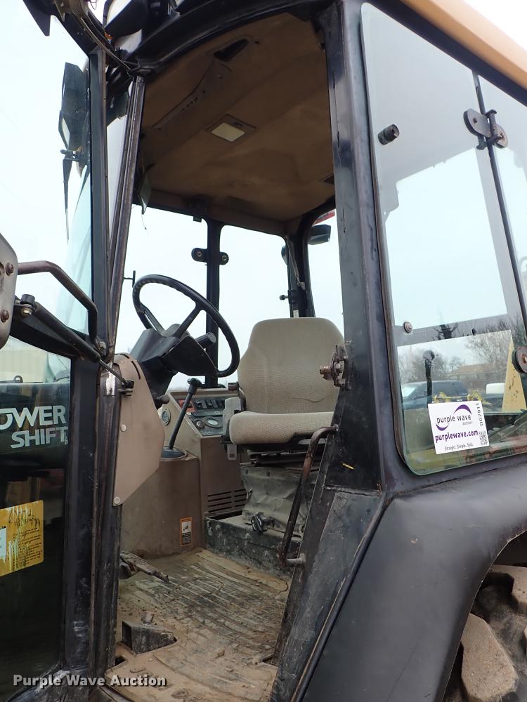 image for item DG2911 1999 John Deere 410E backhoe