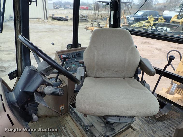 image for item DG2911 1999 John Deere 410E backhoe