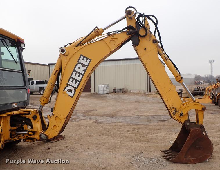 image for item DG2911 1999 John Deere 410E backhoe