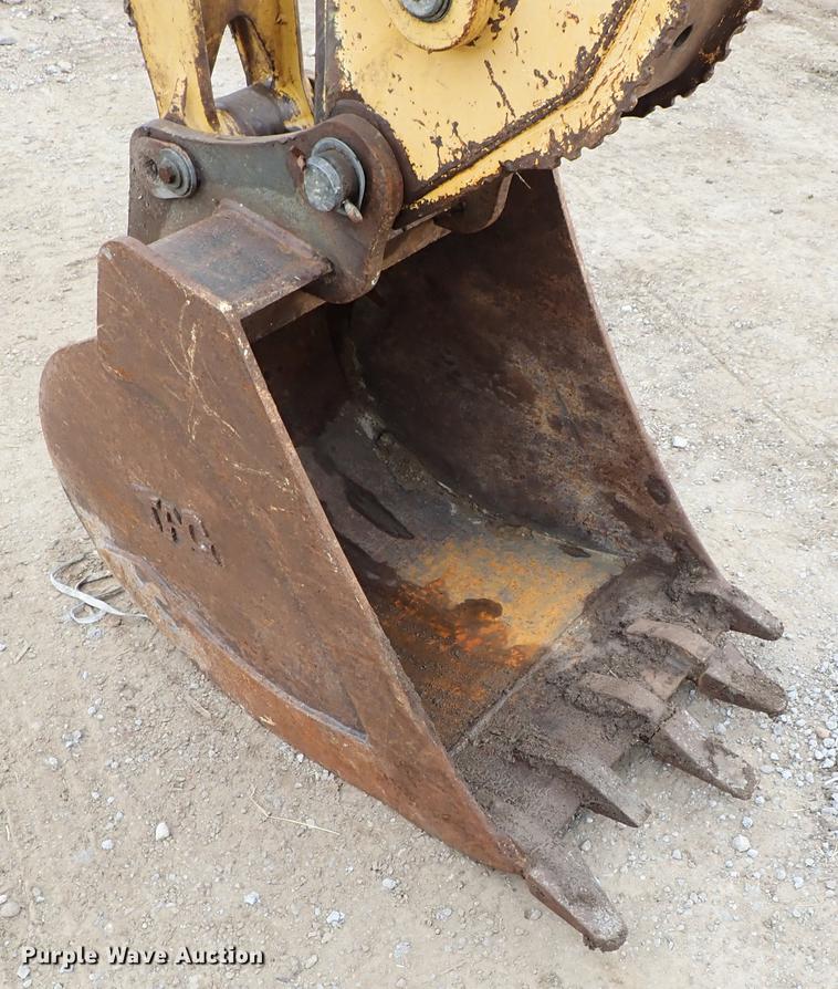 image for item DG2911 1999 John Deere 410E backhoe