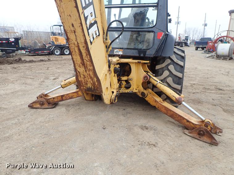 image for item DG2911 1999 John Deere 410E backhoe