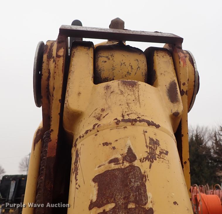 image for item DG2911 1999 John Deere 410E backhoe