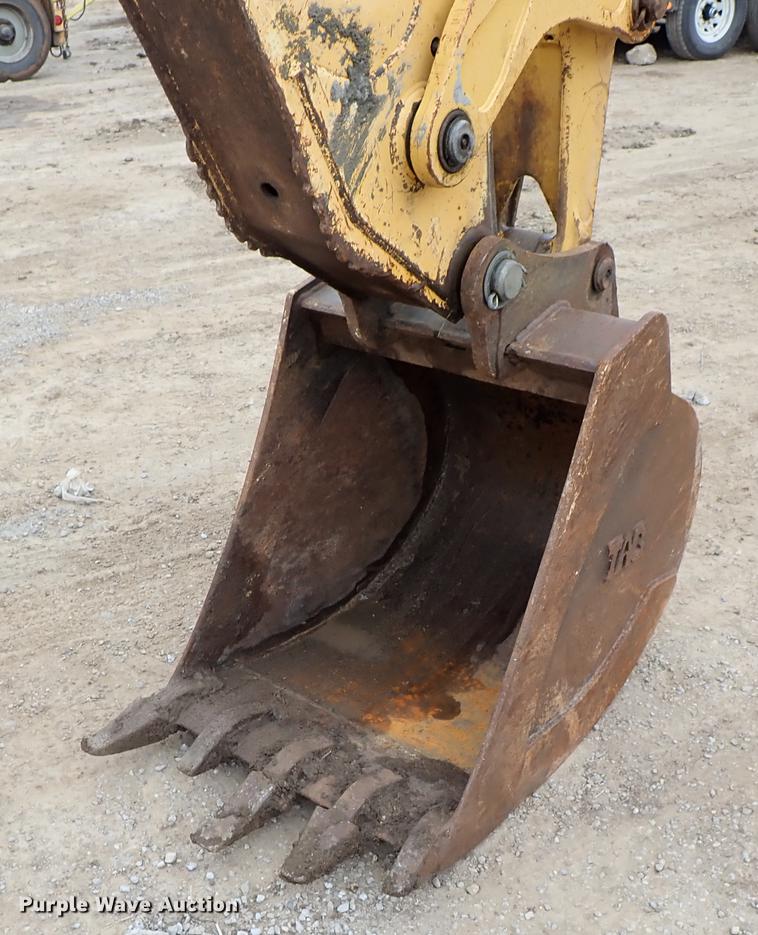 image for item DG2911 1999 John Deere 410E backhoe