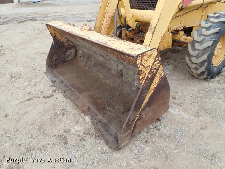 image for item DG2911 1999 John Deere 410E backhoe
