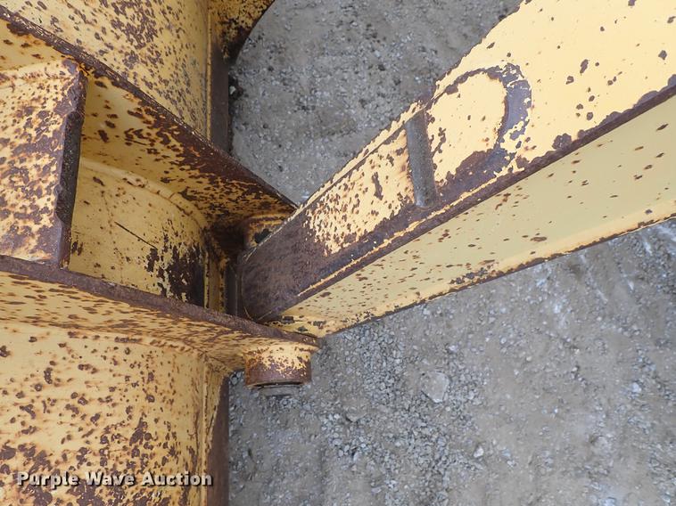 image for item DG2911 1999 John Deere 410E backhoe