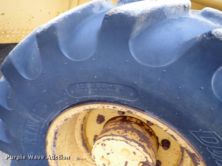 image for item DG2911 1999 John Deere 410E backhoe