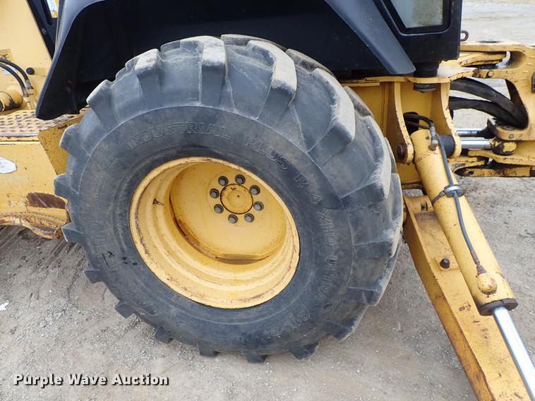 image for item DG2911 1999 John Deere 410E backhoe