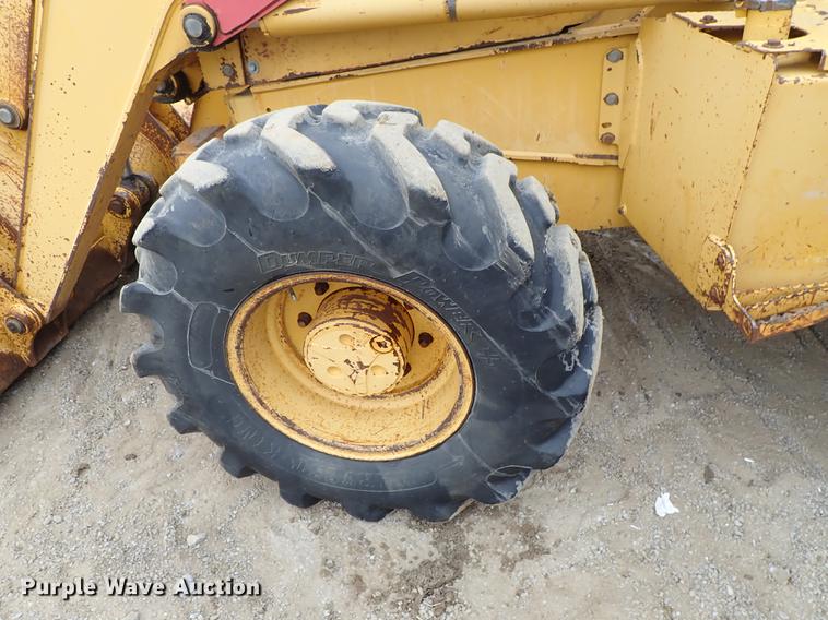 image for item DG2911 1999 John Deere 410E backhoe