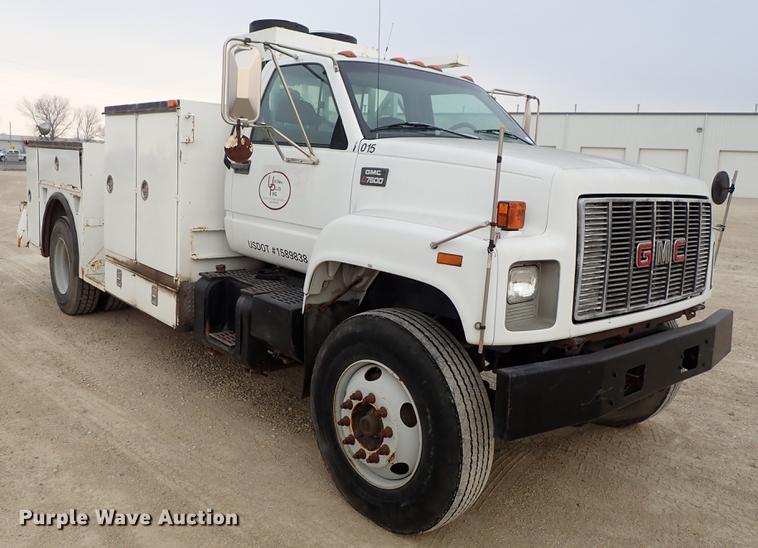 image for item DG2913 1999 GMC C7500 service truck