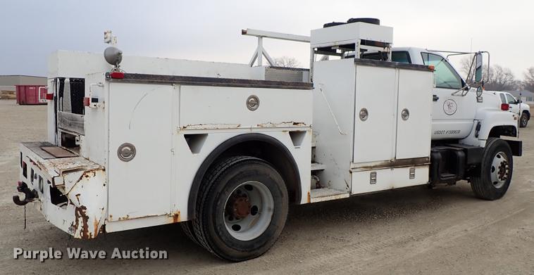 image for item DG2913 1999 GMC C7500 service truck