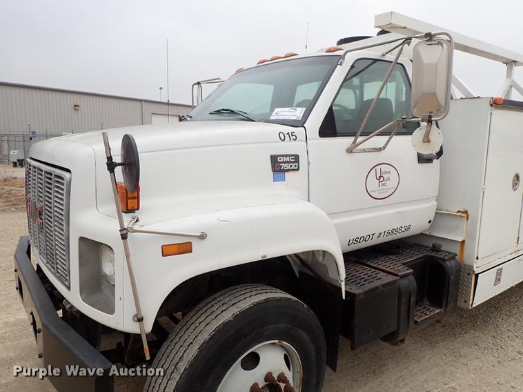 image for item DG2913 1999 GMC C7500 service truck