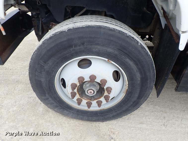 image for item DG2913 1999 GMC C7500 service truck