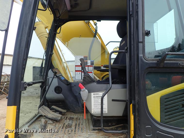 image for item DG2915 2012 Komatsu PC200LC-8 excavator