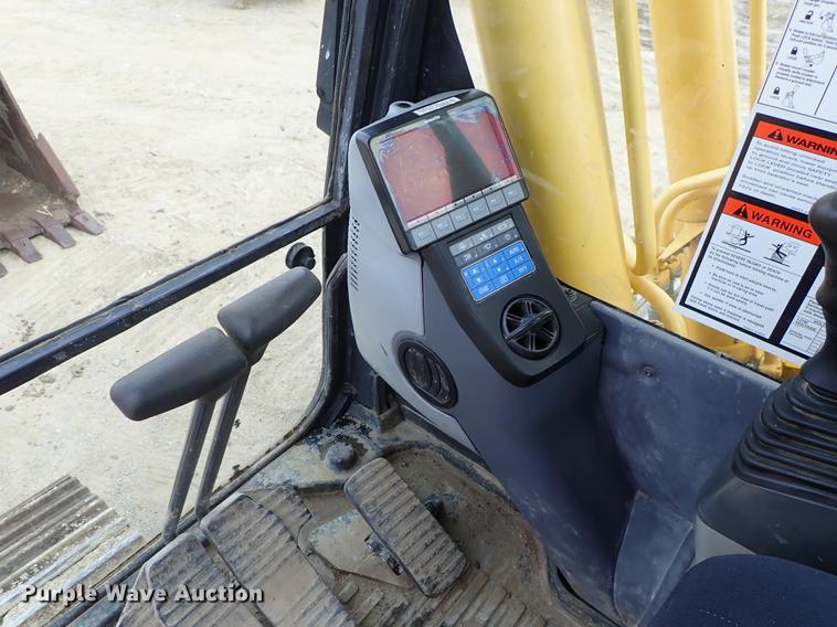 image for item DG2915 2012 Komatsu PC200LC-8 excavator