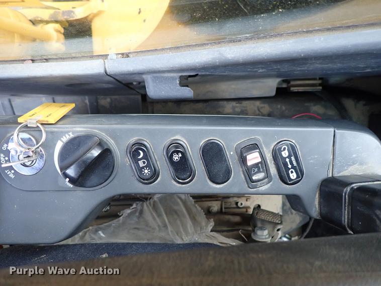 image for item DG2915 2012 Komatsu PC200LC-8 excavator