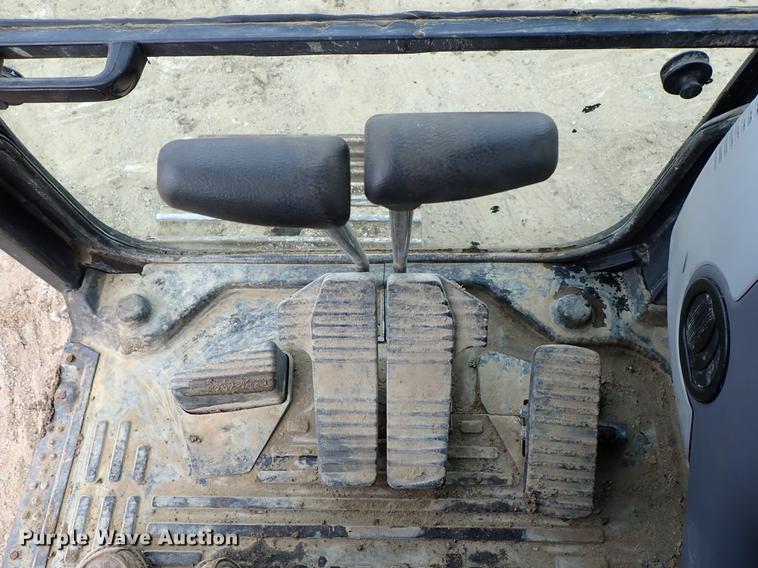 image for item DG2915 2012 Komatsu PC200LC-8 excavator