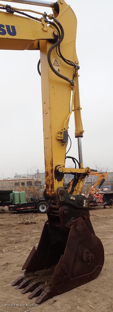 image for item DG2915 2012 Komatsu PC200LC-8 excavator