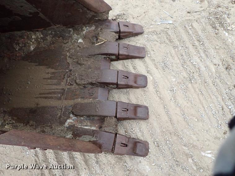 image for item DG2915 2012 Komatsu PC200LC-8 excavator