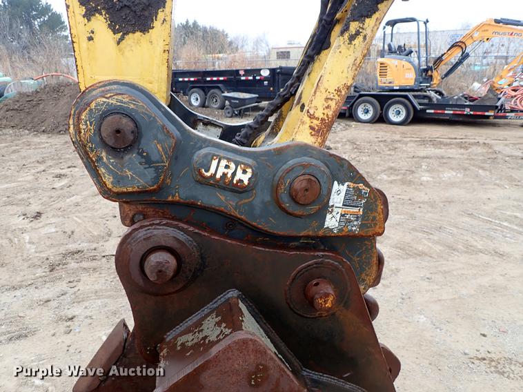 image for item DG2915 2012 Komatsu PC200LC-8 excavator