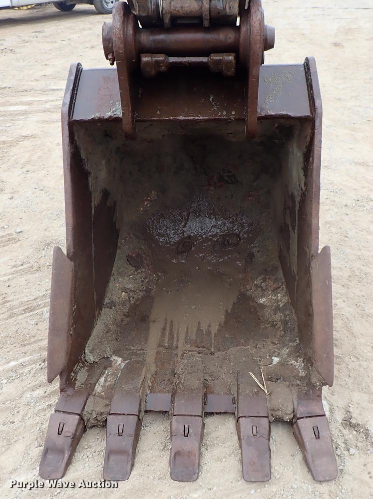 image for item DG2915 2012 Komatsu PC200LC-8 excavator