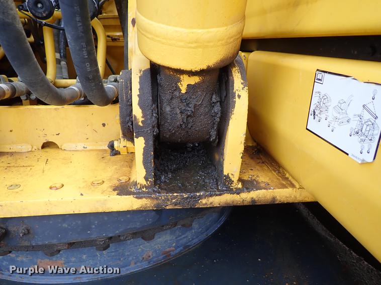 image for item DG2915 2012 Komatsu PC200LC-8 excavator
