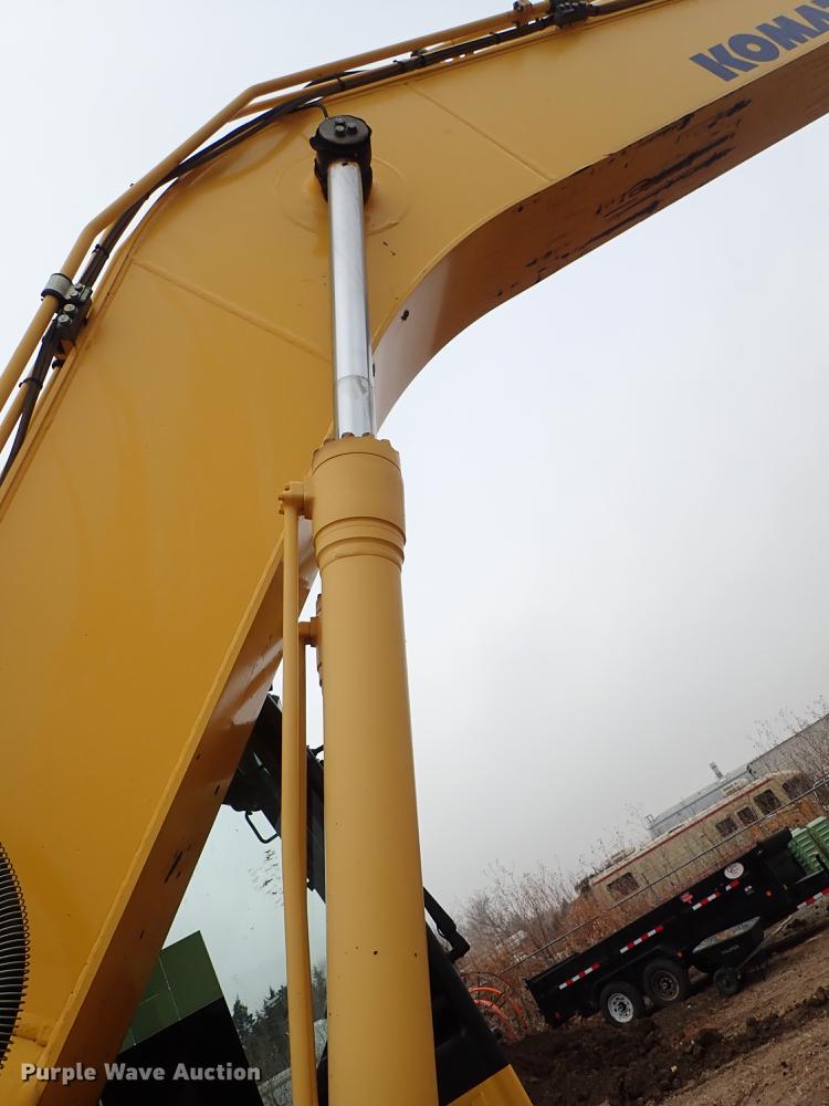 image for item DG2915 2012 Komatsu PC200LC-8 excavator