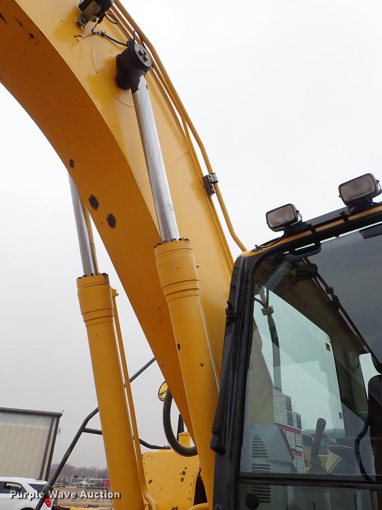 image for item DG2915 2012 Komatsu PC200LC-8 excavator