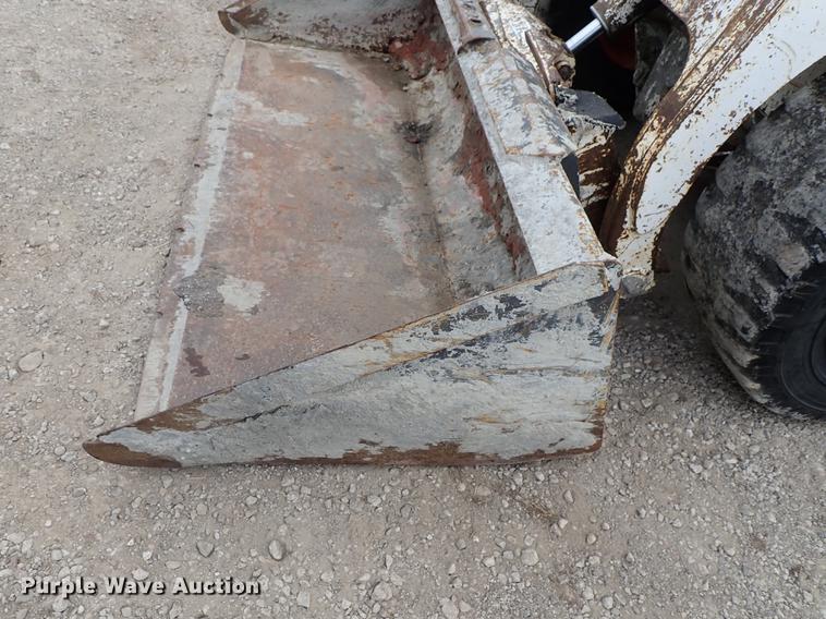 image for item DG2916 Bobcat 843 skid steer