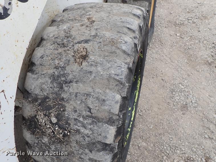 image for item DG2916 Bobcat 843 skid steer