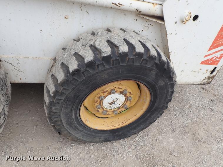 image for item DG2916 Bobcat 843 skid steer