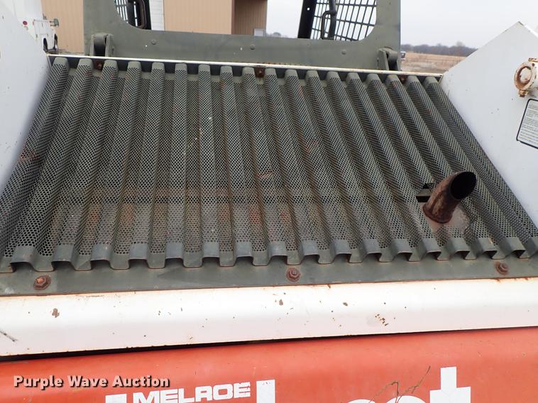 image for item DG2916 Bobcat 843 skid steer