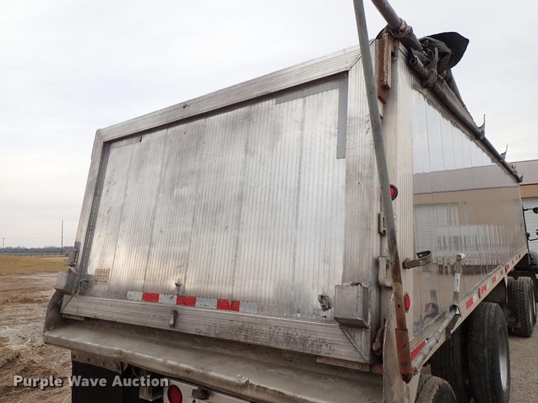 image for item DG2917 2013 Travis S/9628FT end dump trailer