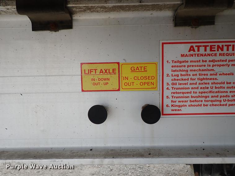 image for item DG2917 2013 Travis S/9628FT end dump trailer